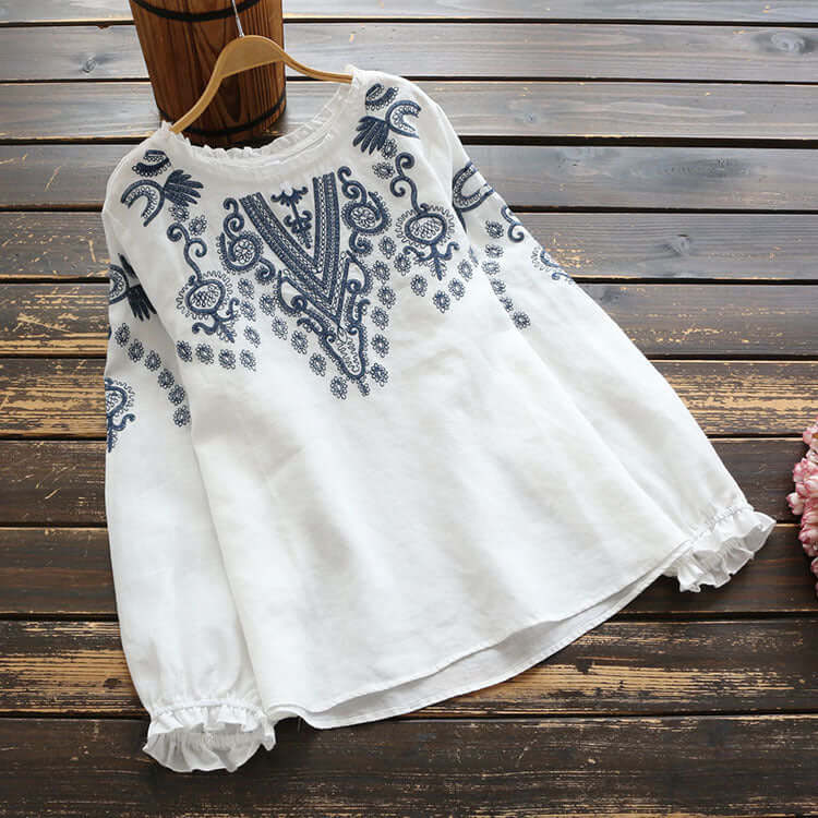 GR | Embroidered crew neck shirt