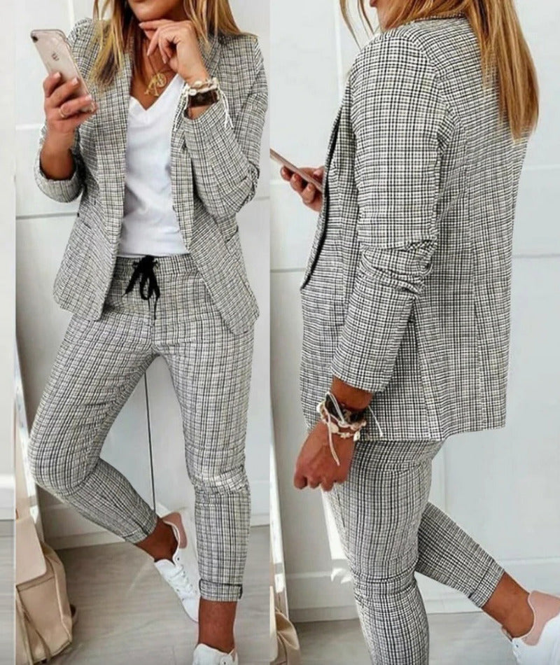 GR Suit Set: Modern two-piece suit with wide-leg trousers and a tailored blazer jacket