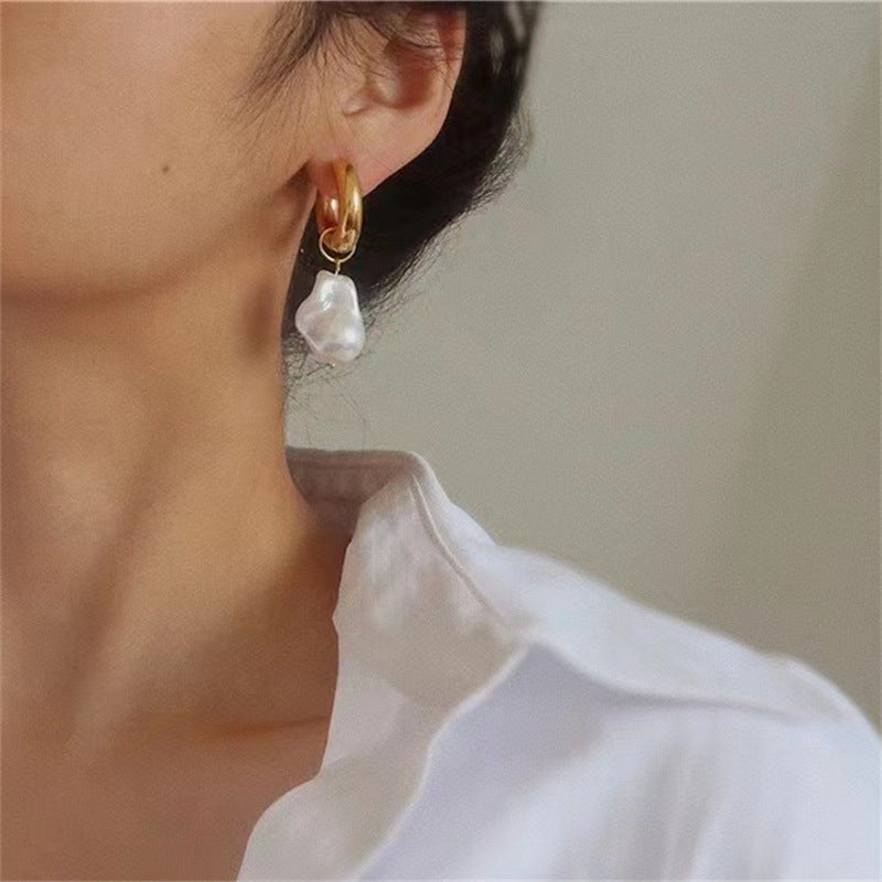GR | Baroque pearl earrings
