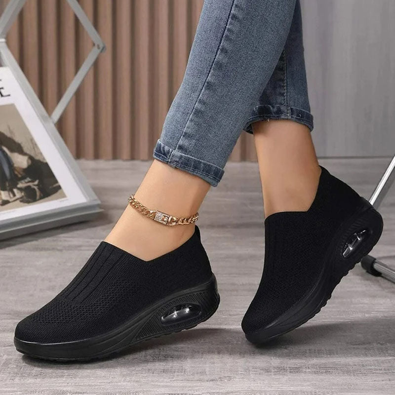 GR | Breathable Slip-on Sneakers with Ergonomic Sole for Women