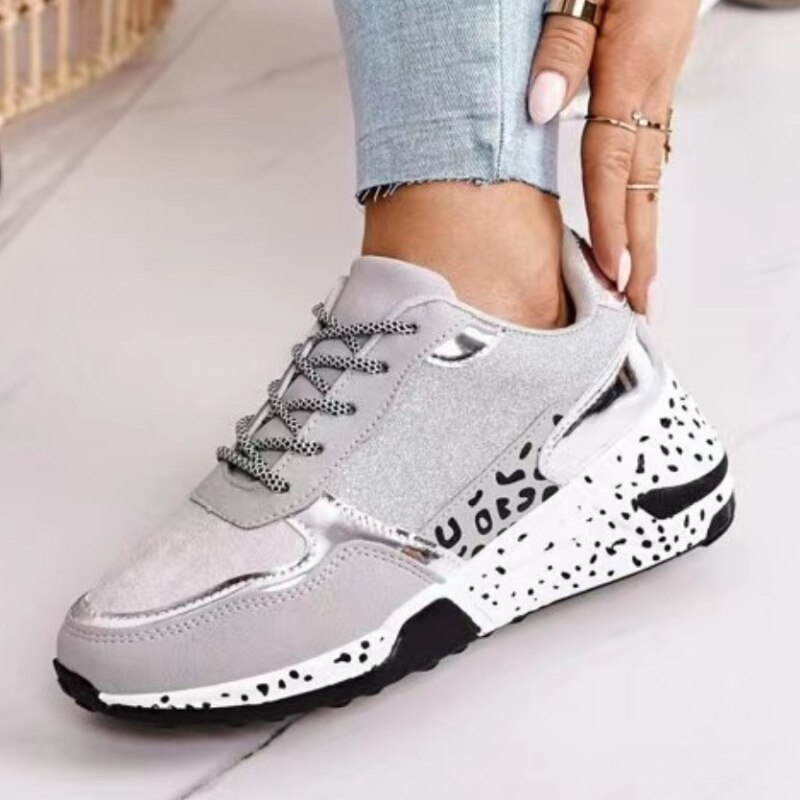 GR | Comfortable and stylish sneakers for women 