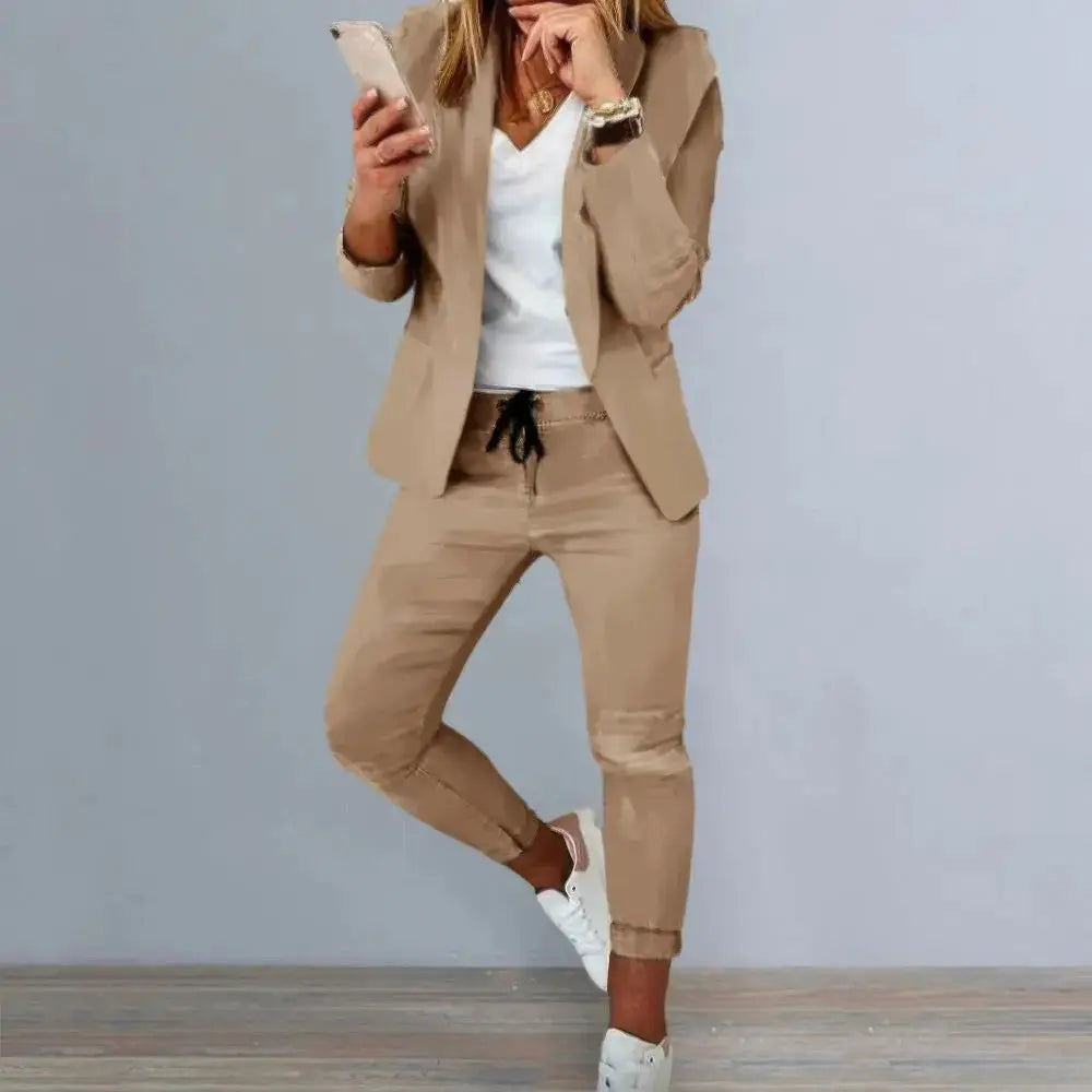 GR | Elegant Professional 2-Piece Suit