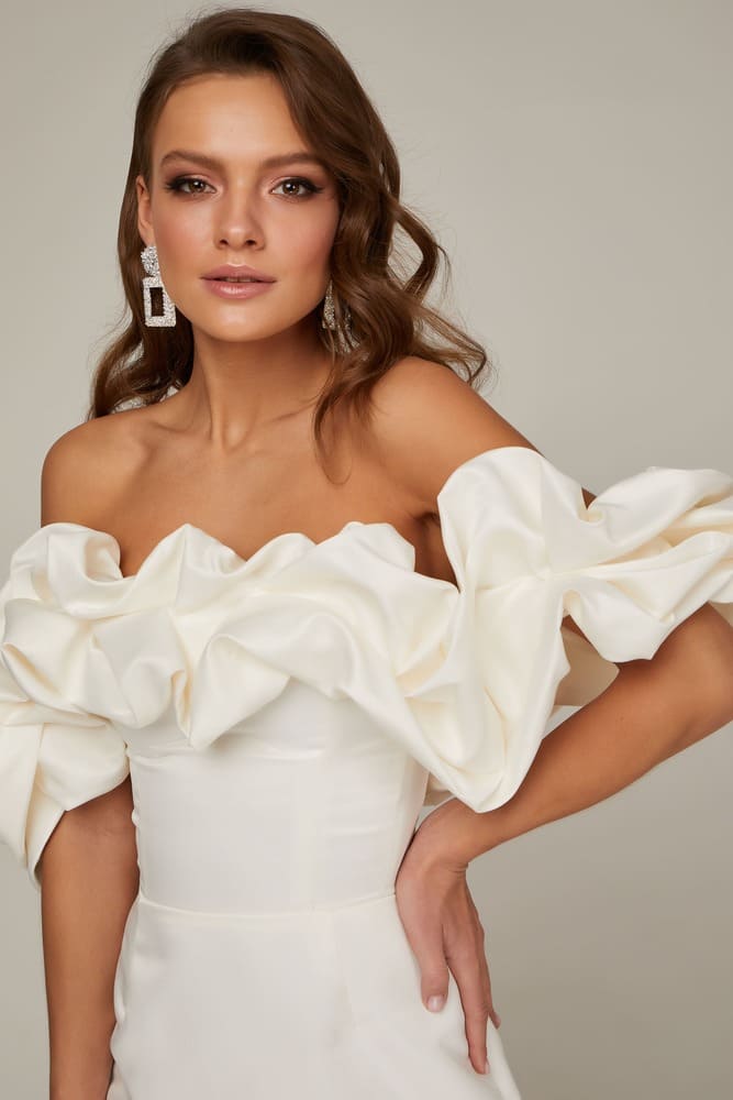 GR | Schulterfreies Minikleid Mit Rüschen