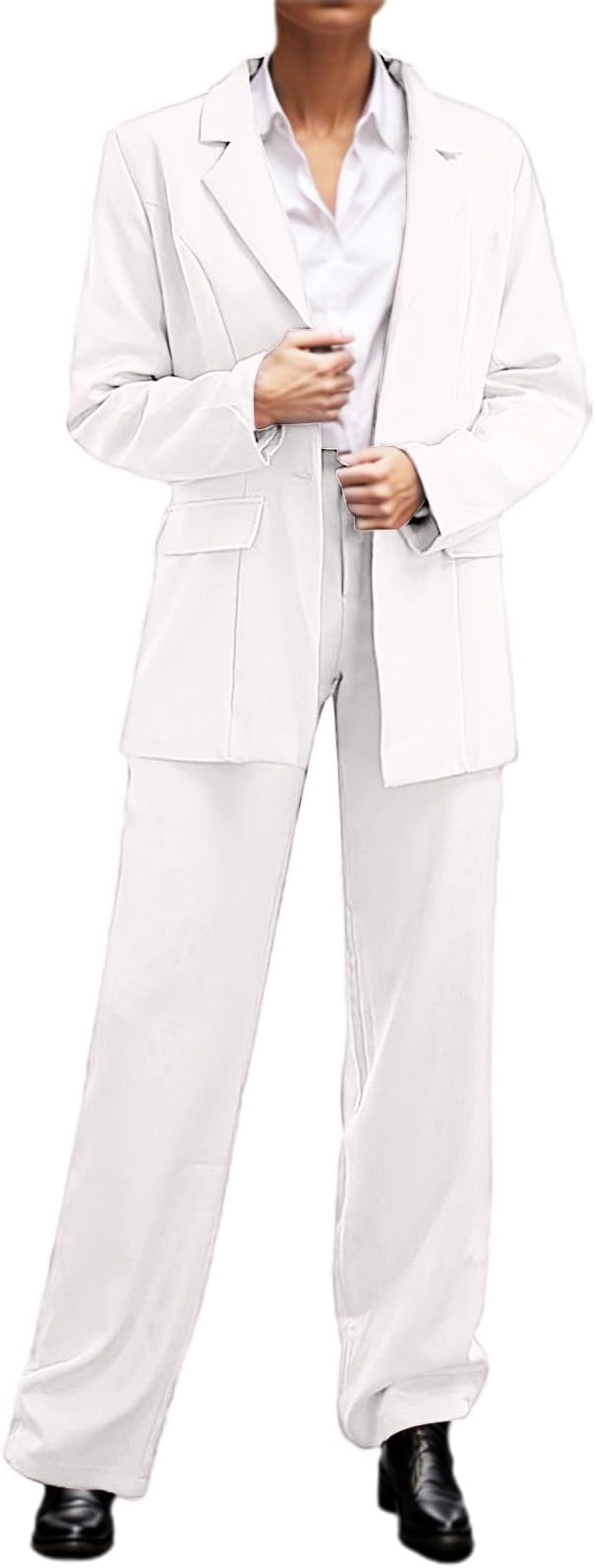 GR - Elegant ensemble consisting of a sophisticated blazer and elegant trousers