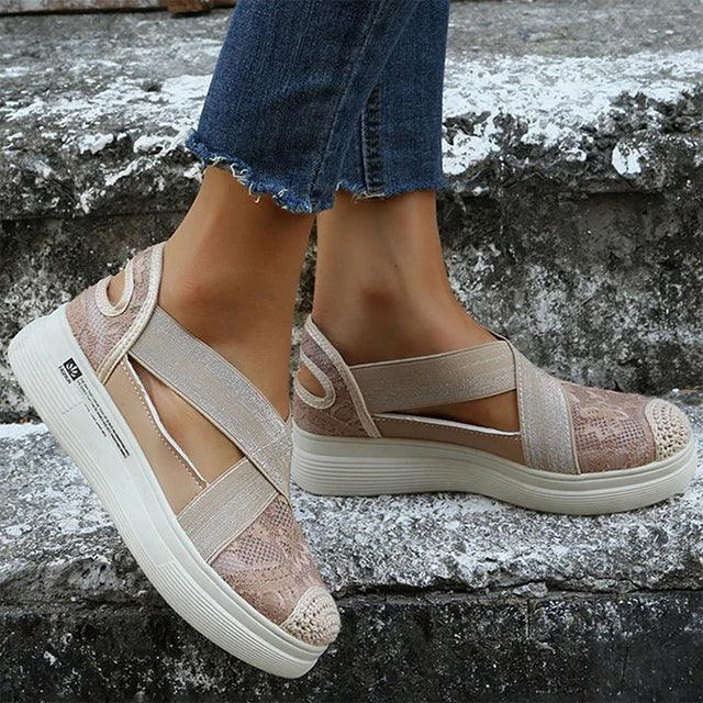 GR | Casual sandals made of breathable mesh