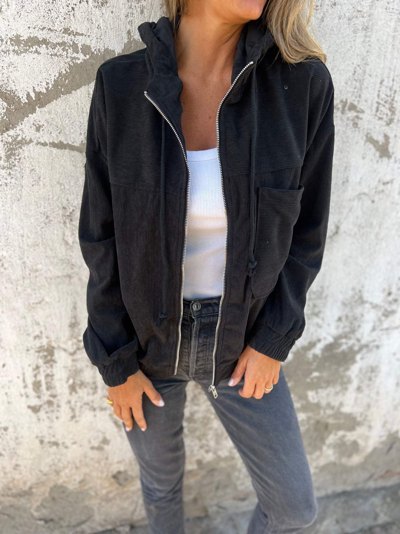 GR | Leisure jacket with hood and zipper