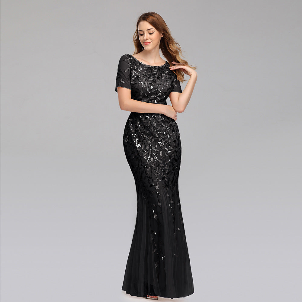 GR | Elegantes Abendkleid in Gold