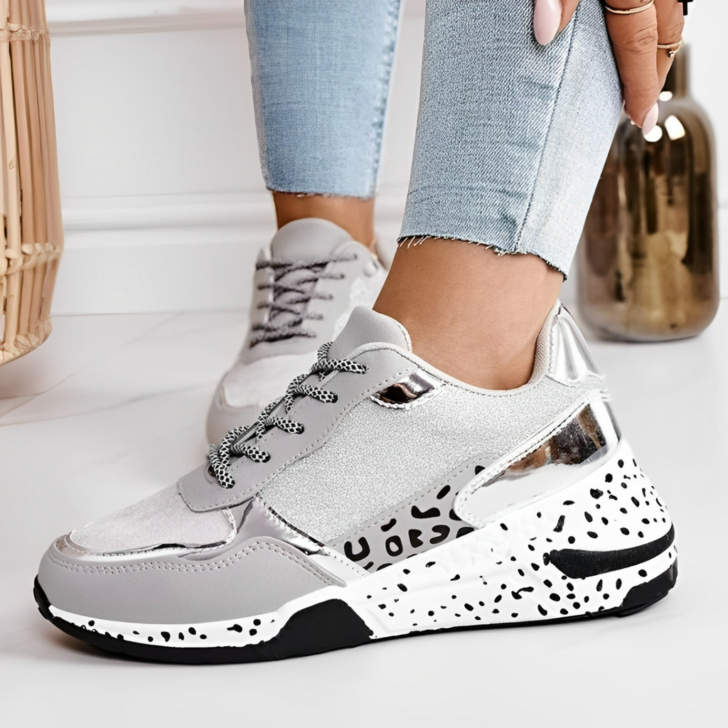 GR | Orthopedic sneakers - stylish trainers with a focus on softness