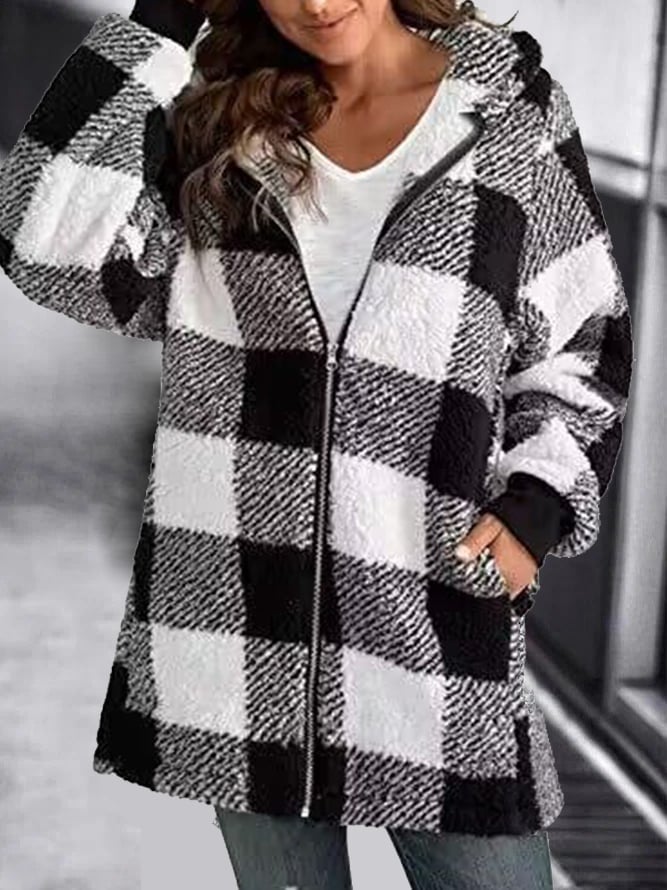 Casual plus-size hoodie for women 