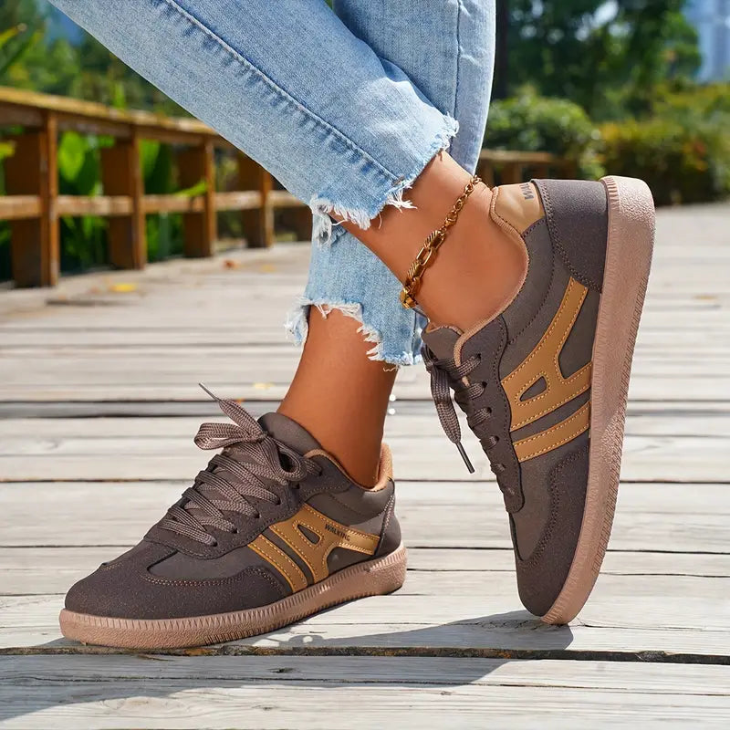 GR | Women's Casual Low Heel Sneakers, Lace-Up Fashion Shoes