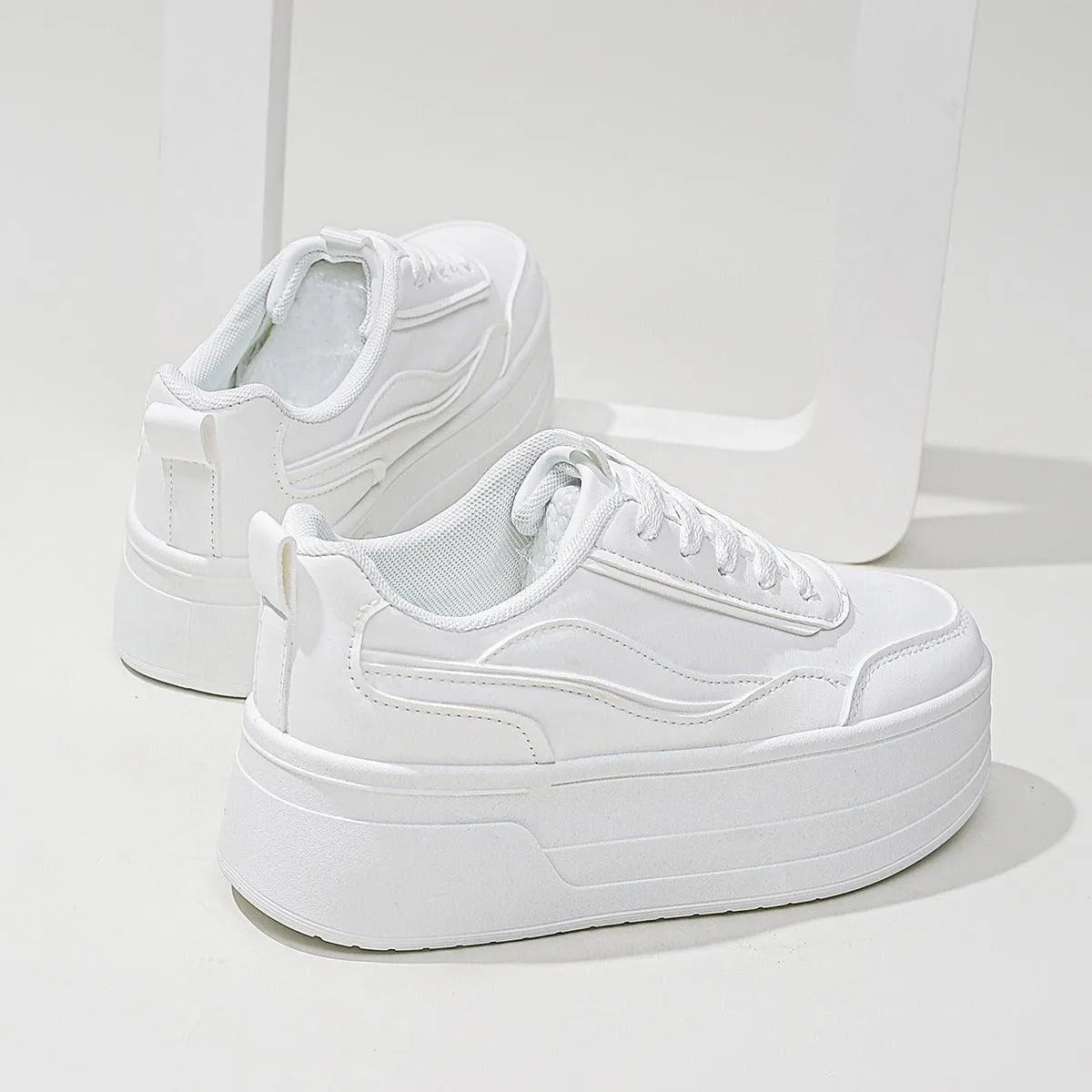 GR | Sneakers with platform sole