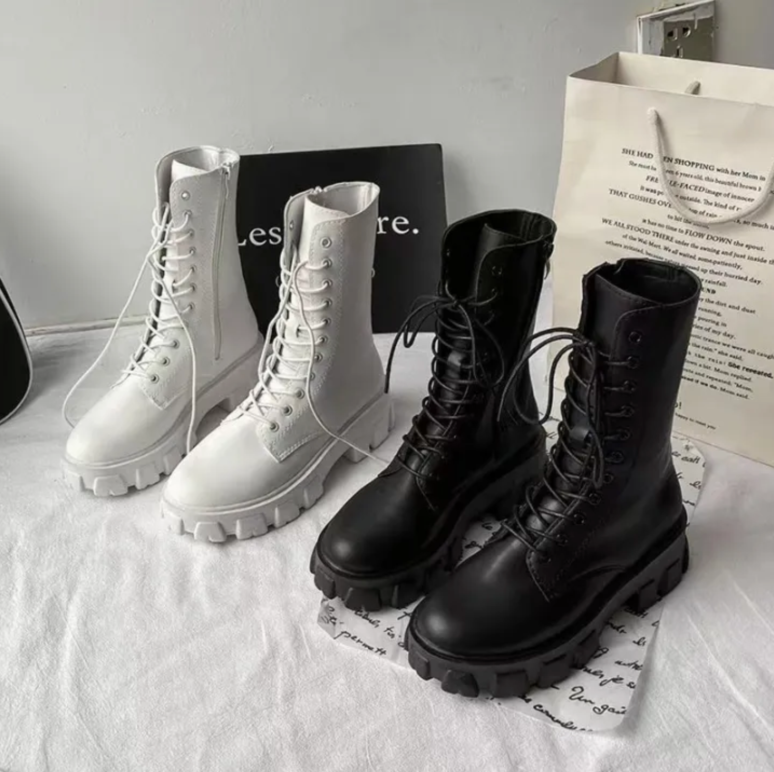 GR | Ankle boots with laces
