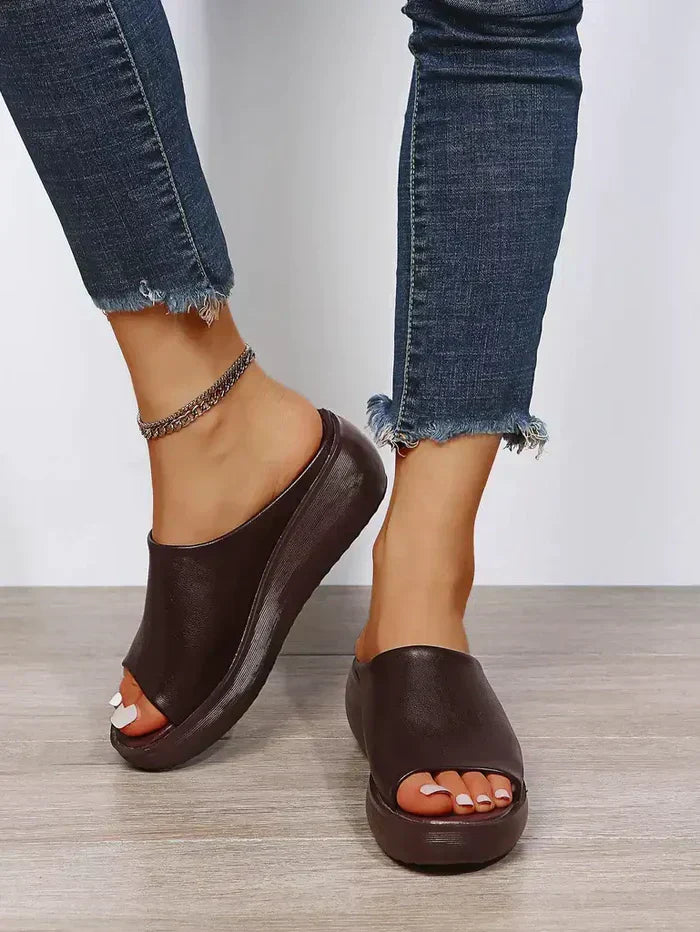 GR | Women's slippers with leather sole
