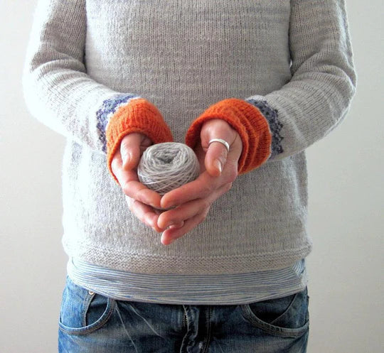 GR - Grey Boho-style sweater 