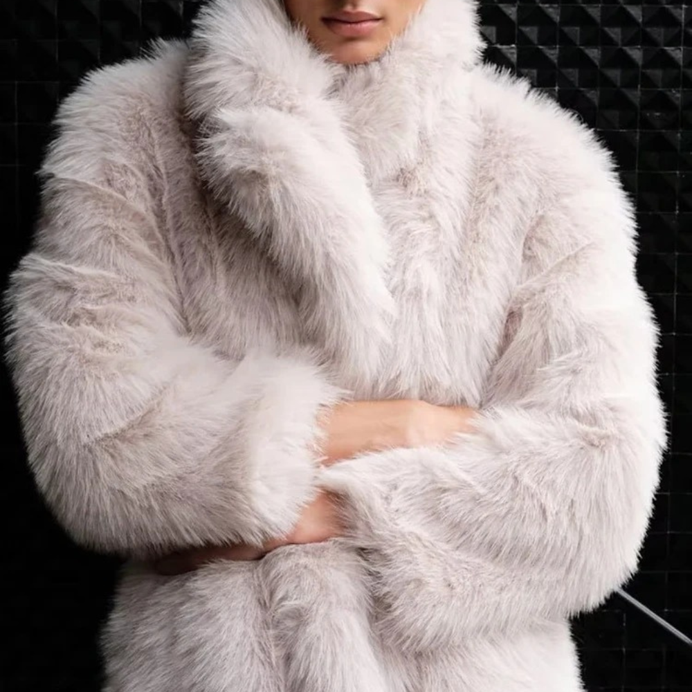 GR | Elegant and relaxed fur coat