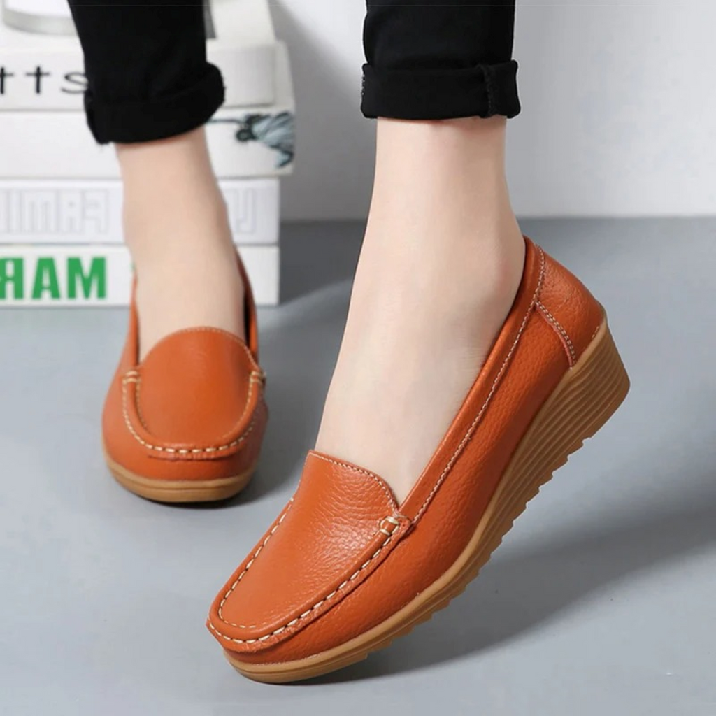 GR – Women's moccasin slip-on style loafers