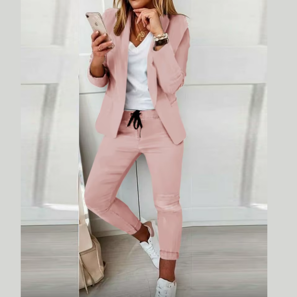 GR | Elegant women's ensemble