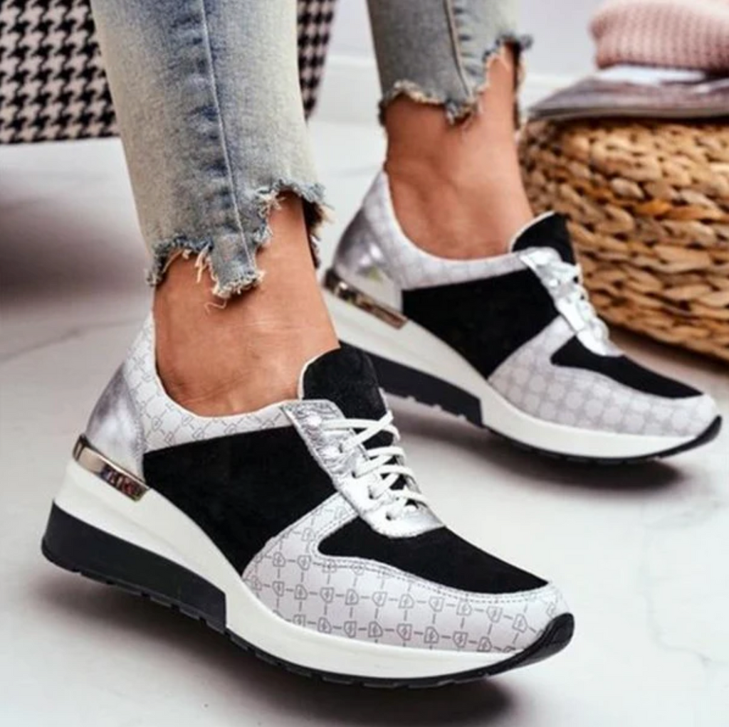 GR | Stylish wedge sneakers