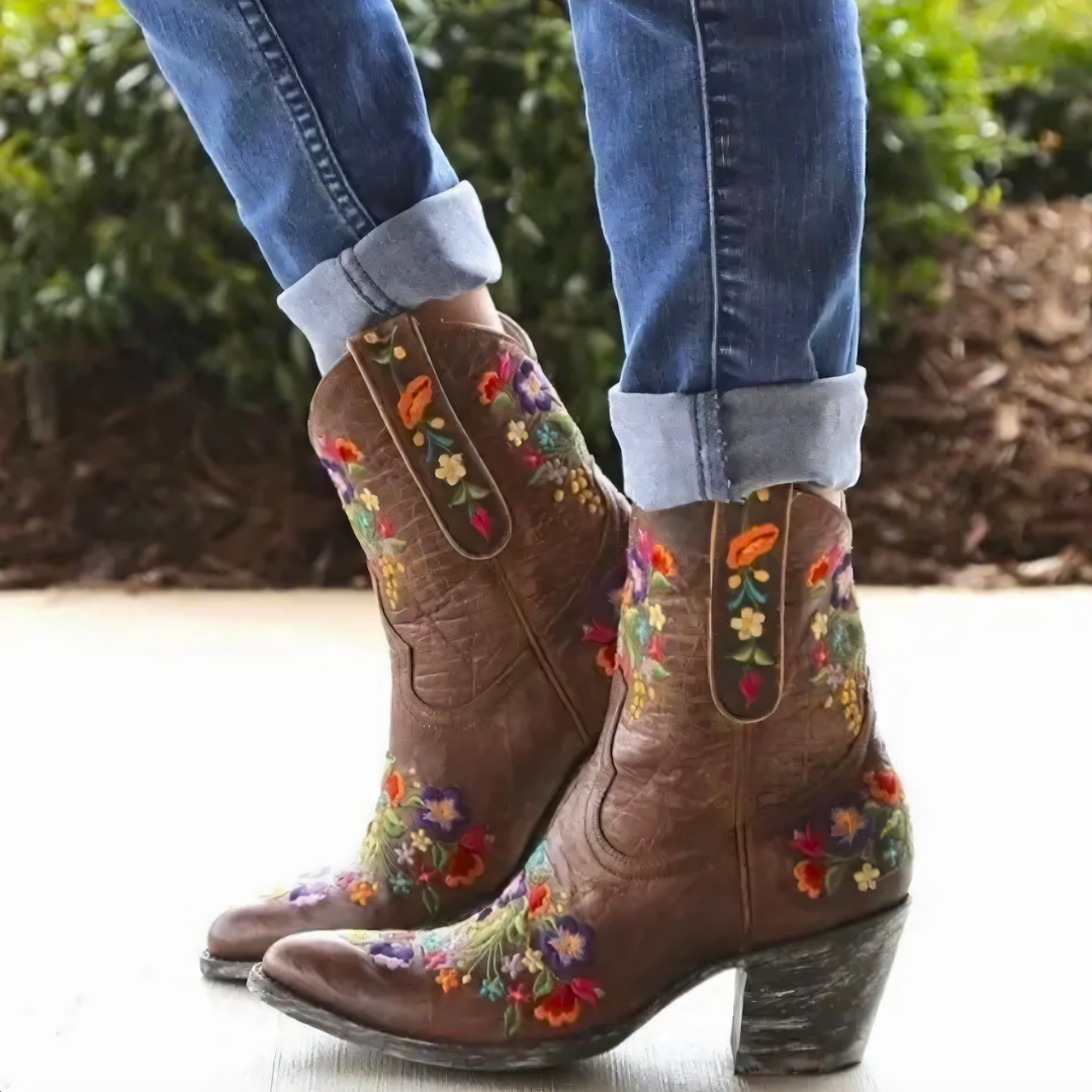 GR | Weatherproof vintage cowgirl boots