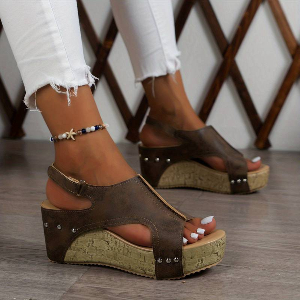Wedge sandals | Chic summer-style sandals with comfort