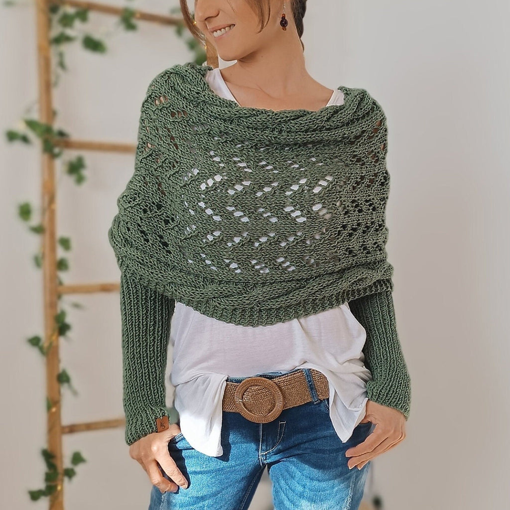 GR | Versatile scarf with sleeves and braided pattern