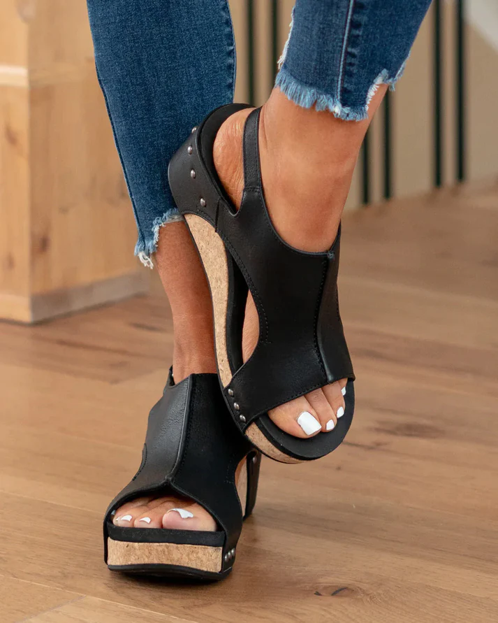 GR | Trendy women's sandals with wedge heel and ergonomic footbed