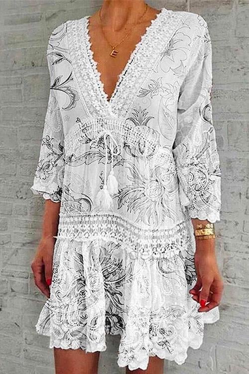 GR | Rosiedress V-neck lace trim tassel flowing dress