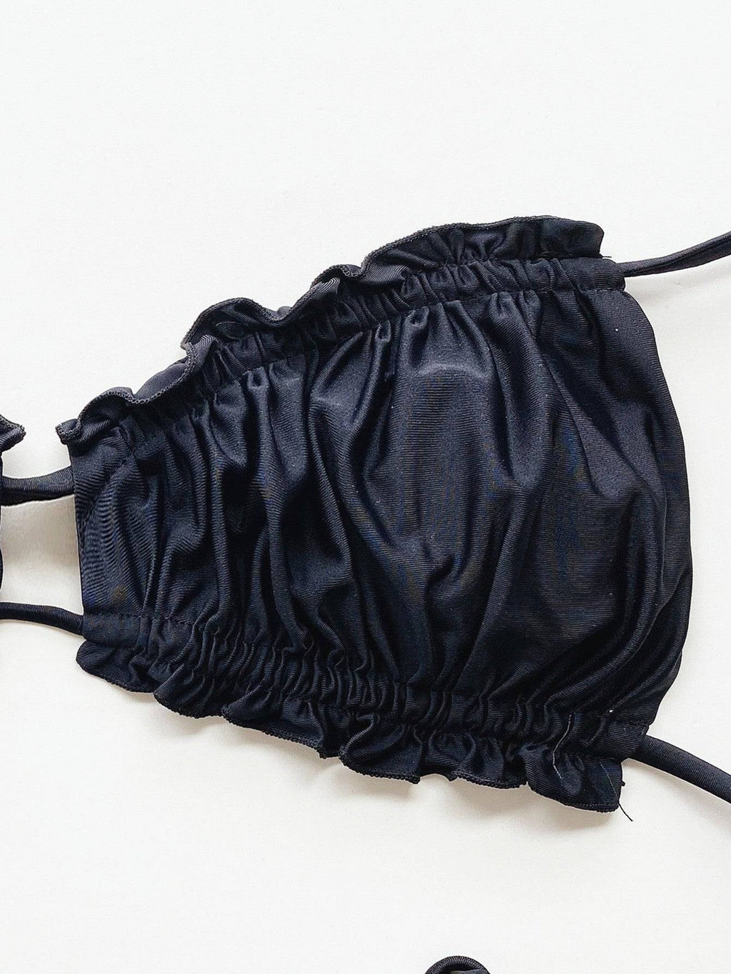 GR | Ruffled halterneck bikini set