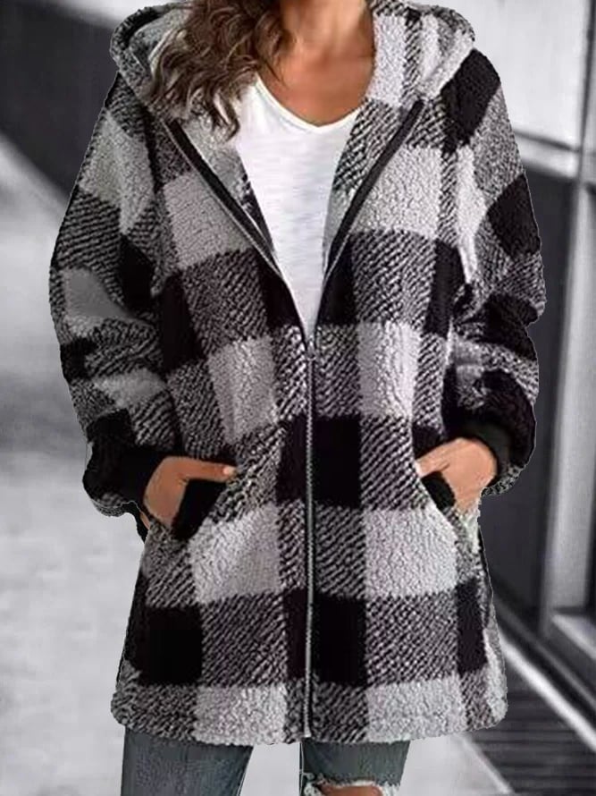 Casual plus-size hoodie for women 