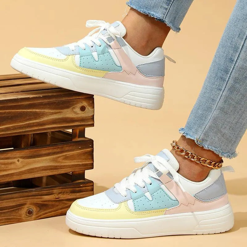 GR | Sneakers with a soft platform