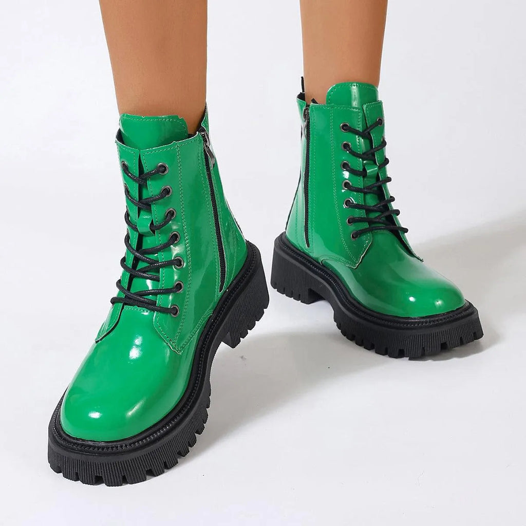 GR | Women's boots in shiny leather with zipper
