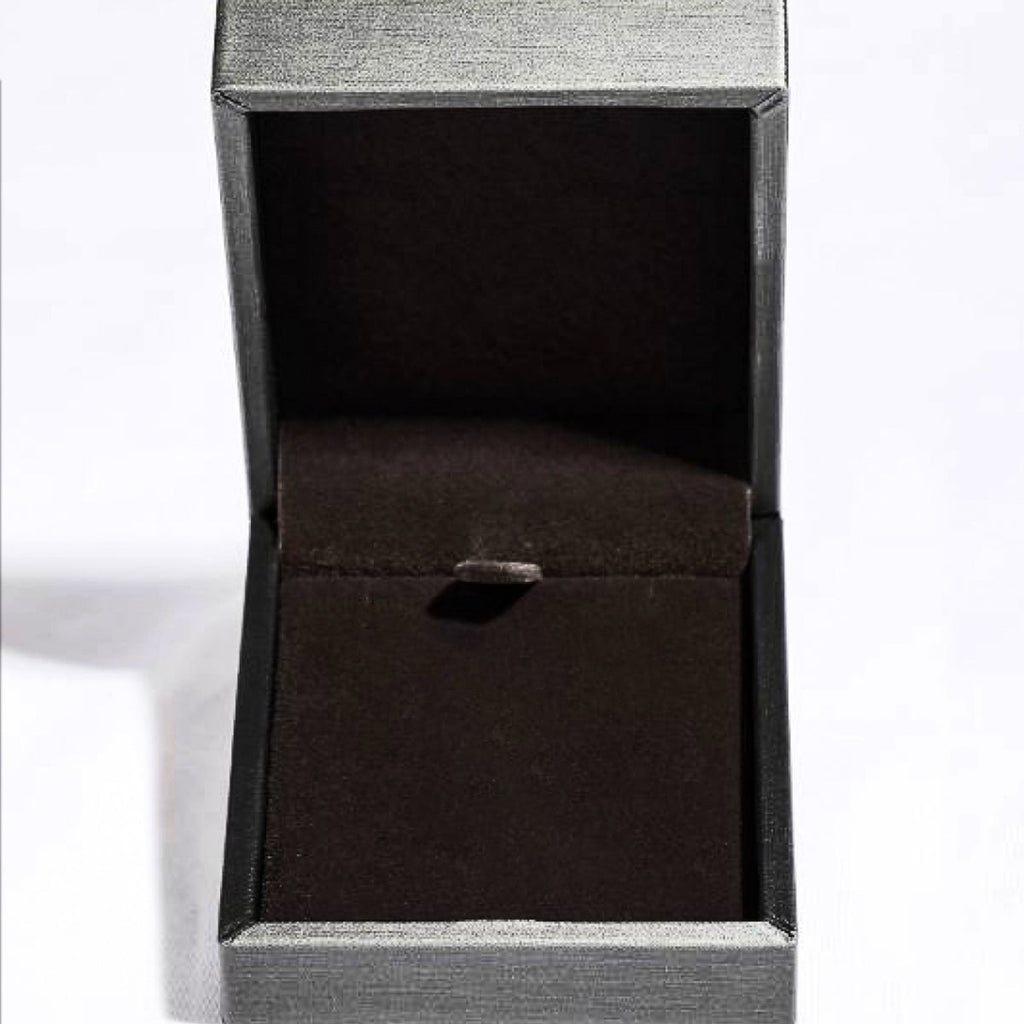 GR | 925 Sterling Silver Inlaid Moissanite Bar Necklace