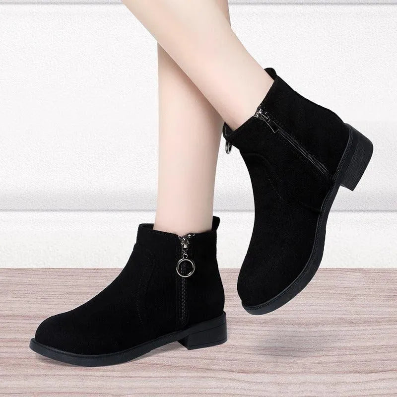 GR | Chunky heeled ankle boots