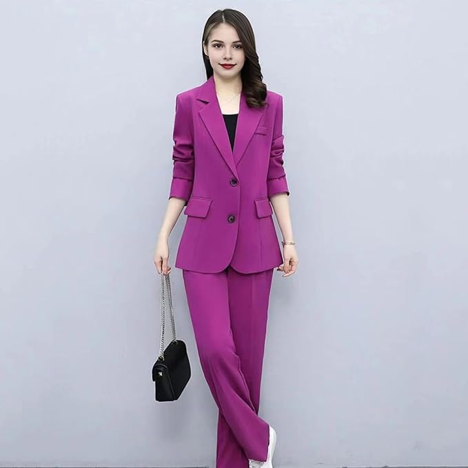 GR | Elegant trouser suit with tailored blazer