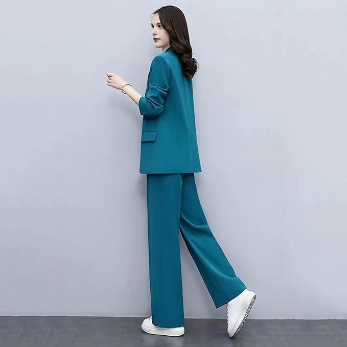 GR | Elegant trouser suit with tailored blazer