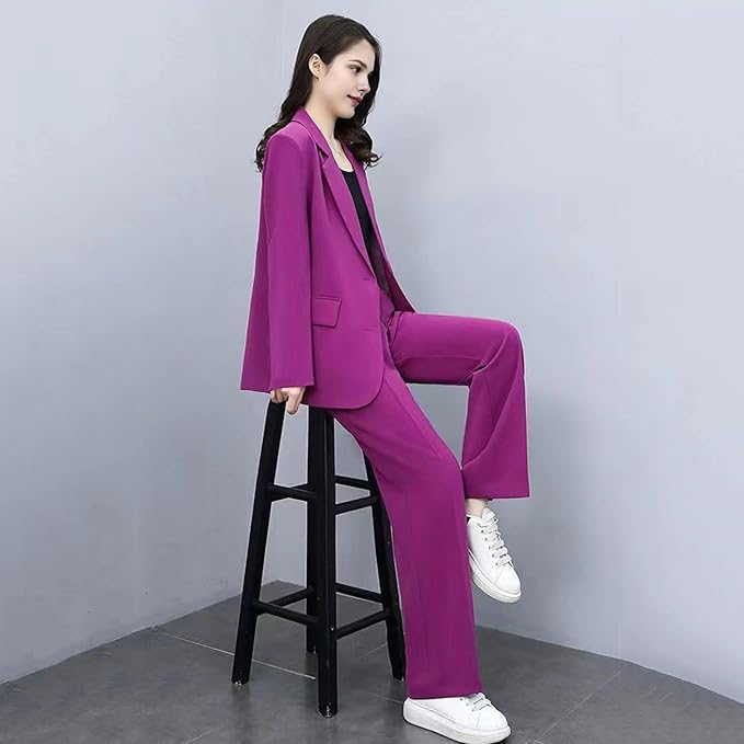 GR | Elegant trouser suit with tailored blazer