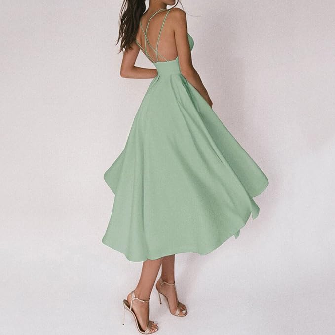 GR | A light dress with delicate spaghetti straps 