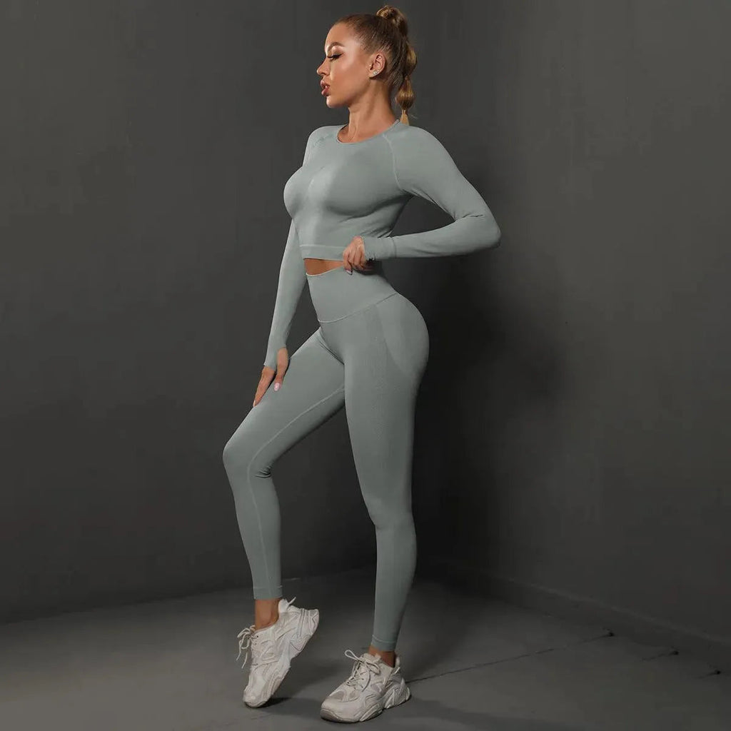 GR | Komplett mit Yoga-Hose und Top