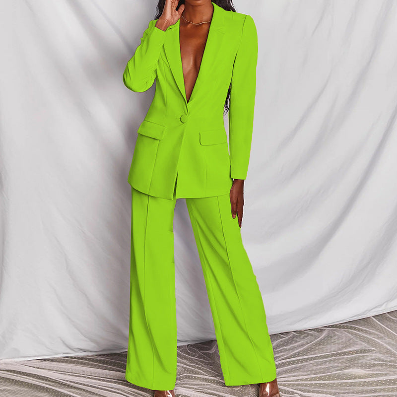 GR | Elegant women's suit with long sleeves and trousers