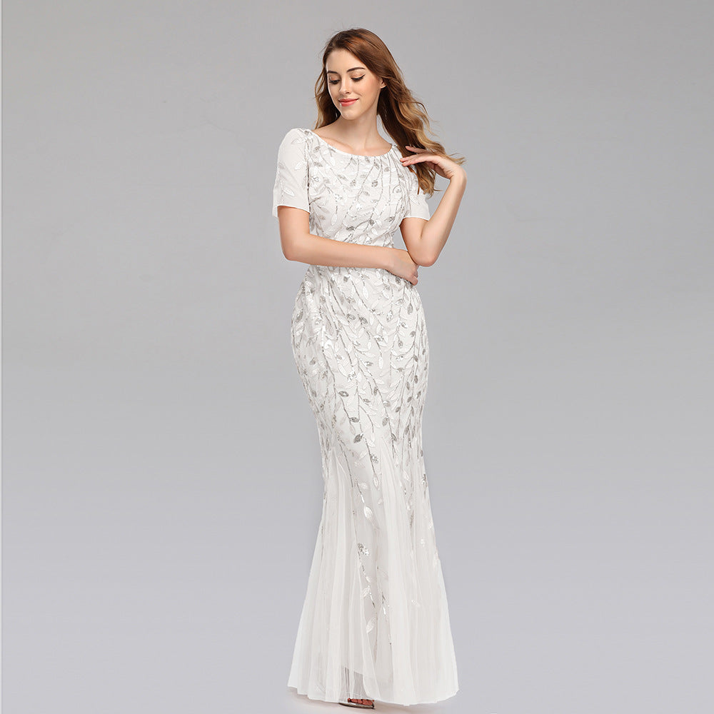 GR | Elegantes Abendkleid in Gold