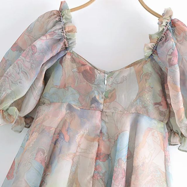 GR | Organza-Kleid mit Blumenmuster und Puffärmeln sowie Herzausschnitt