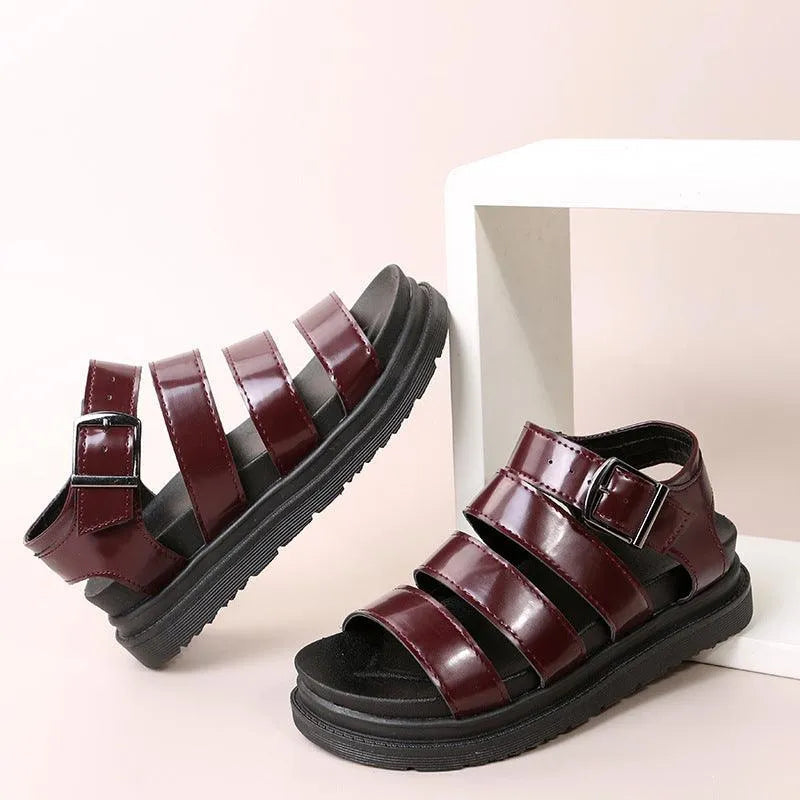 GR | Sandals with buckle and platform with open toes