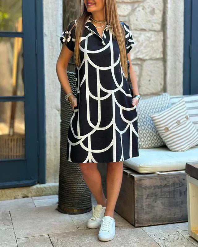 GR | Bedrucktes Midikleid mit Kurzen Ärmeln