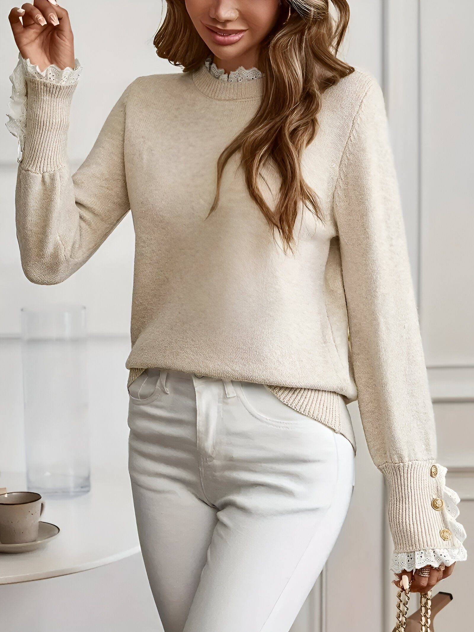 GR | Comfortable & elegant sweater with button closure