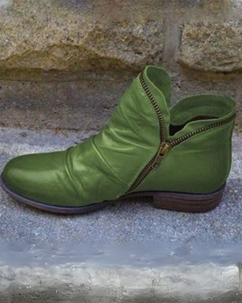 GR | Leather boots with zipper 