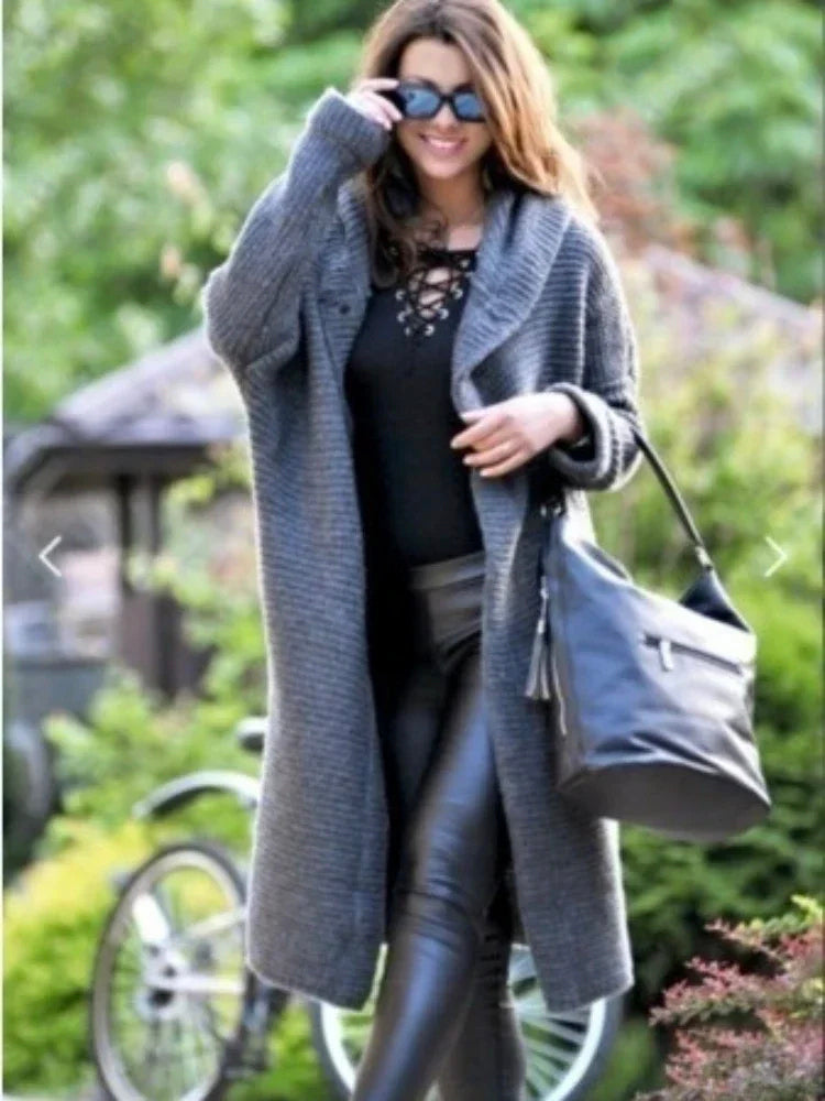 GR | Elegant knee-length women's coat