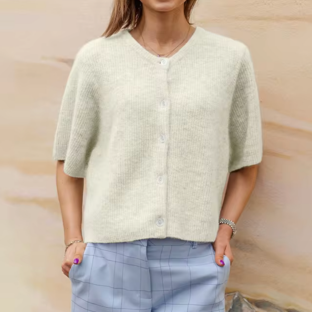 GR | Short Knit Cardigan with Buttons for Women