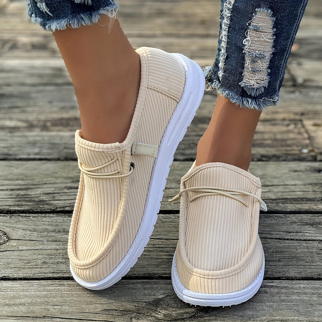 GR | Leichte Sommer Motorradrutsche, Elegantes Design