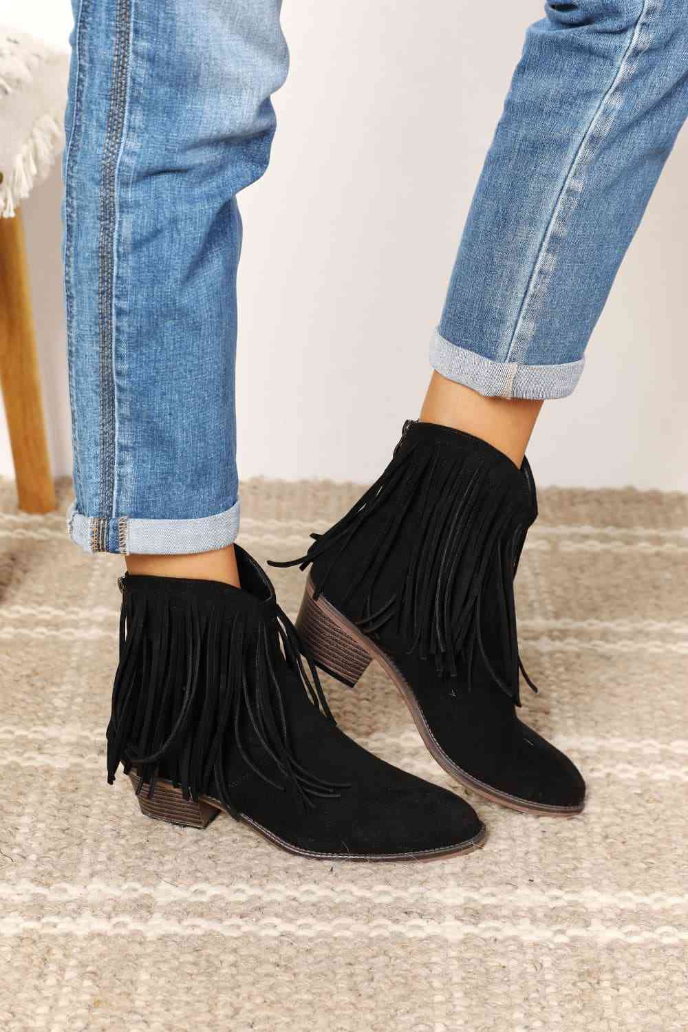 GR | Legend women's fringe cowboy western ankle boots