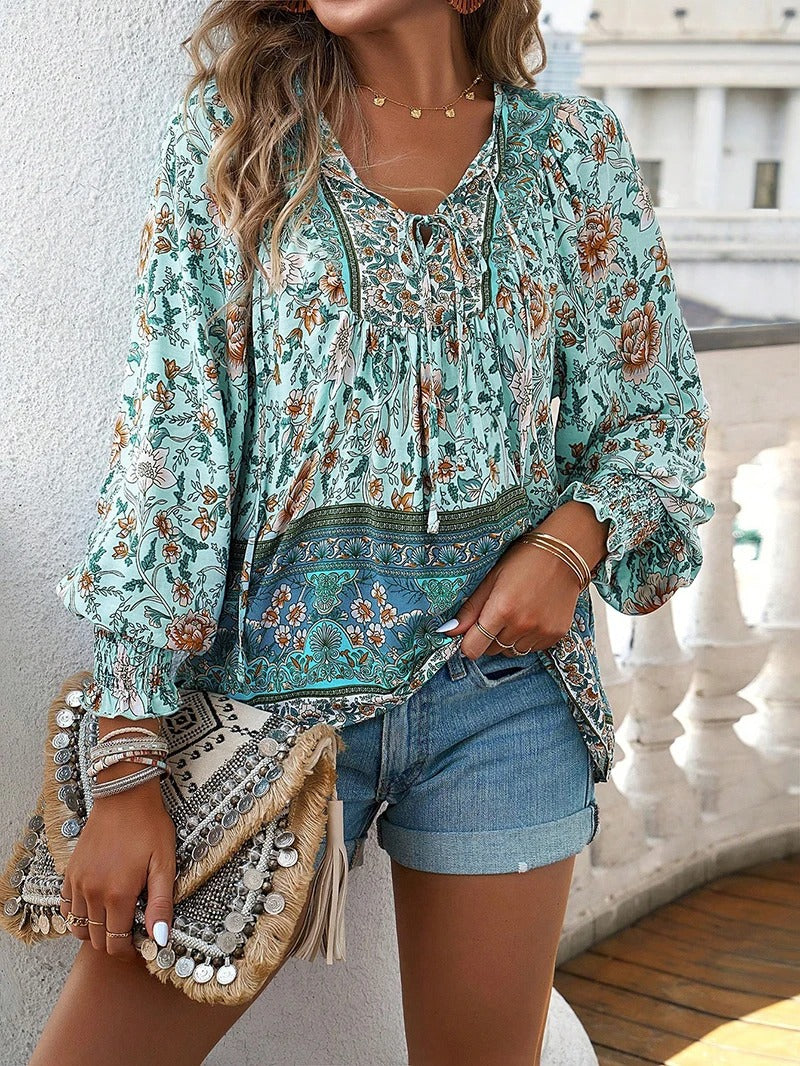 GR | Casual printed long-sleeved shirt with V-neck for a fashionable look